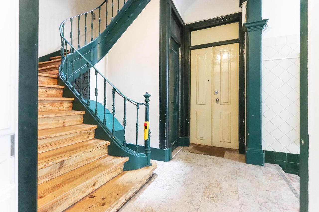 Chiado Prime Suites By Homing Lisbon Bagian luar foto
