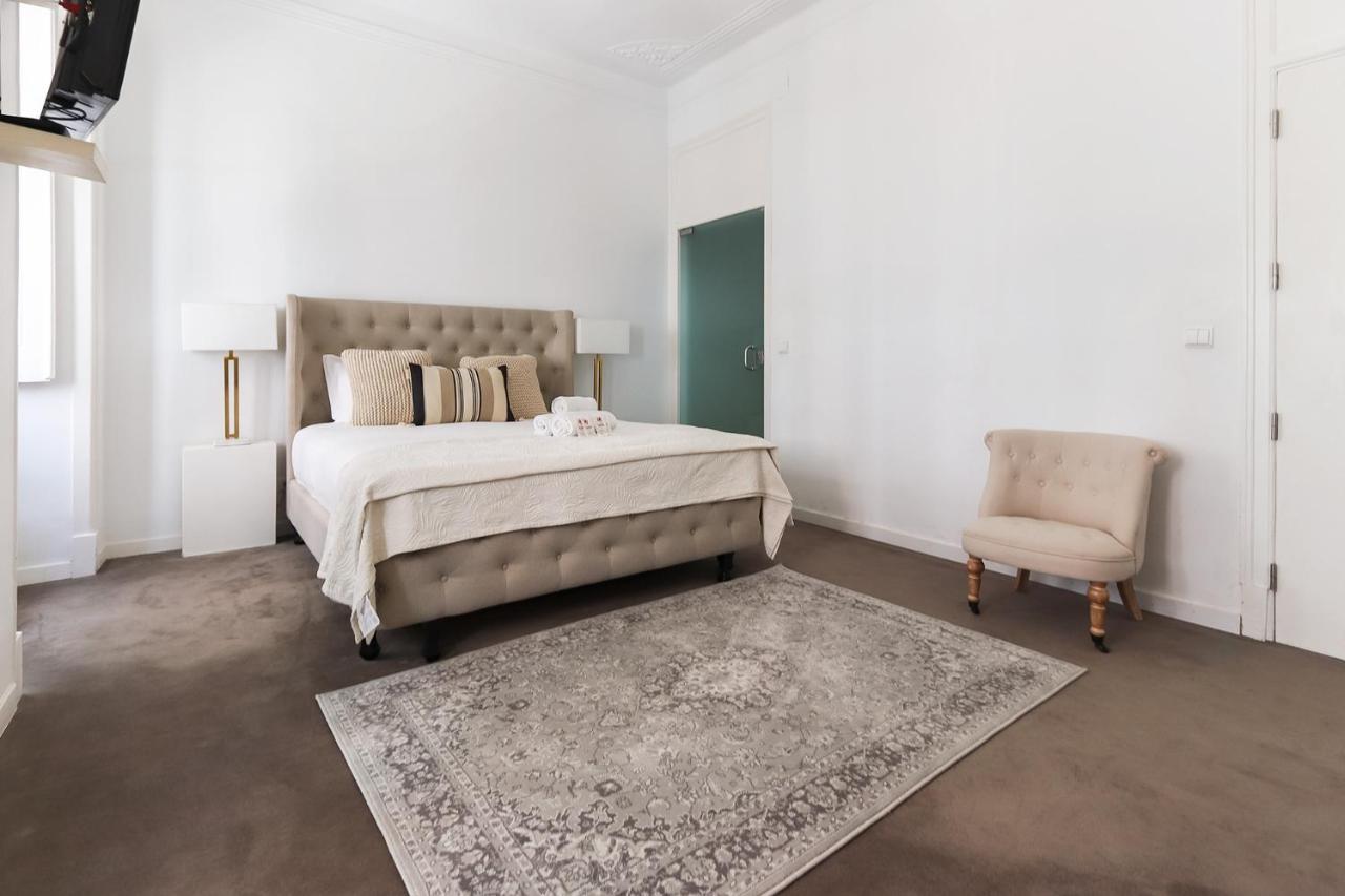 Chiado Prime Suites By Homing Lisbon Bagian luar foto